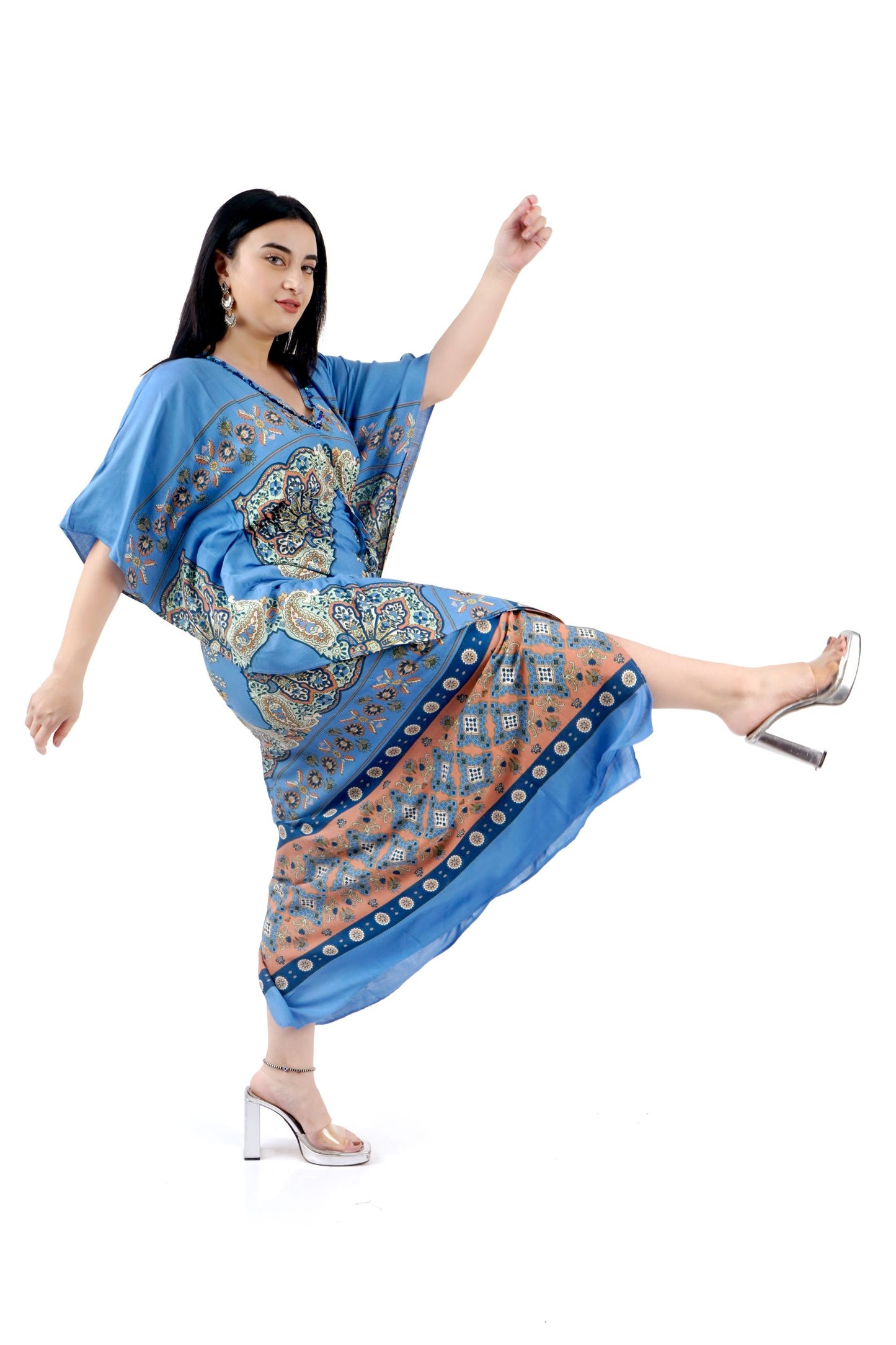 Kaftan with Neck Sequin