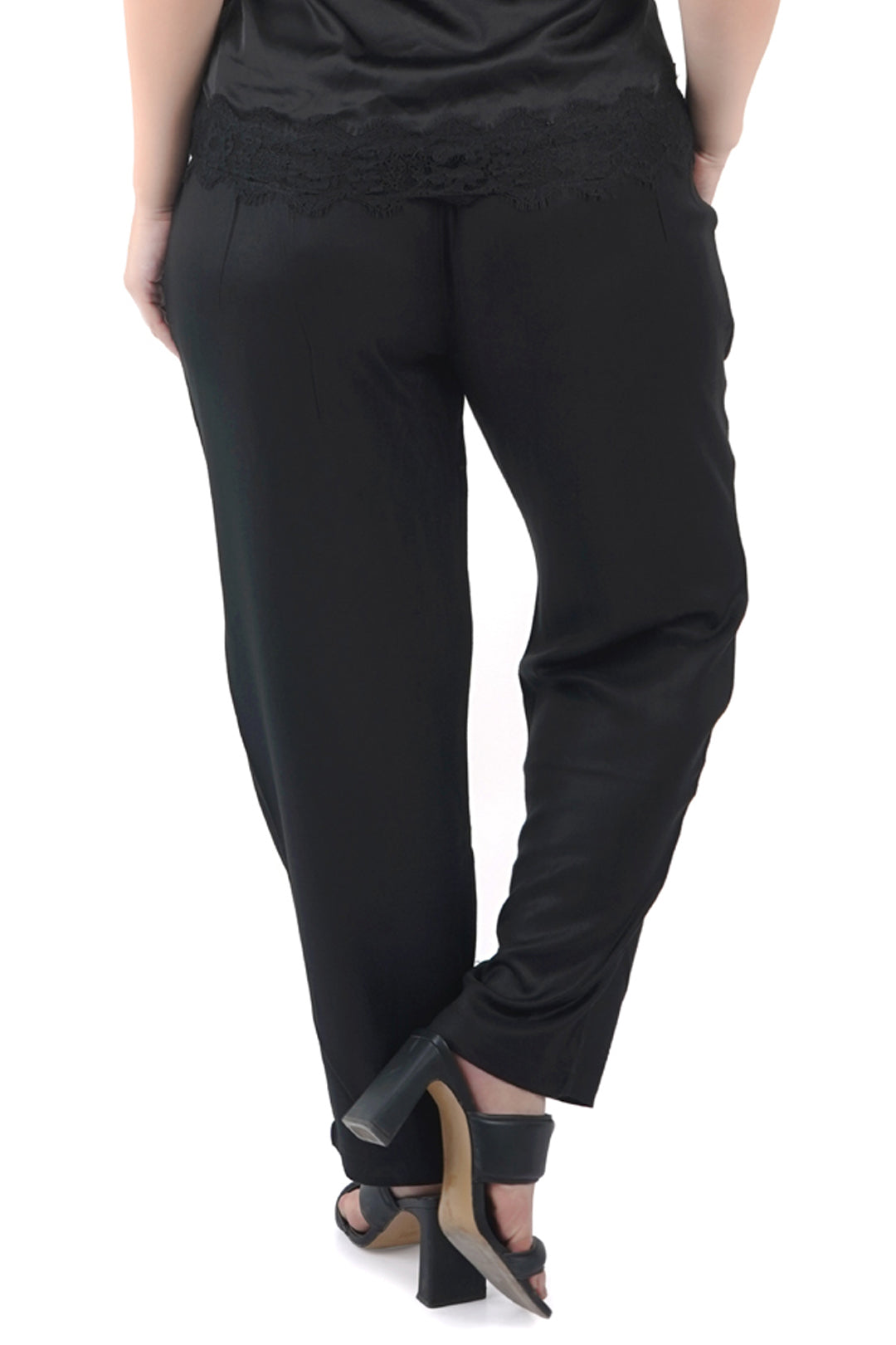 Black Smoked Elastic Waist Pant4