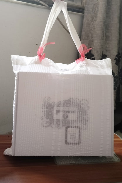 box_package_look_momiandme-newmom awesomegiftbox