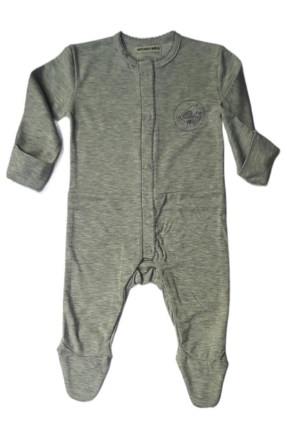 A_PERFECT_CONGRATULATORY_GIFT_FOR_NEW_PARENTS_The_Momiandme_NewBorn_Gift_Box_Gift_Hamper_Unisex_Clothing_Set_Infants_Essentials_Baby_Shower_5_piece_set_For_BabyBoy_and_BabyGirl_2